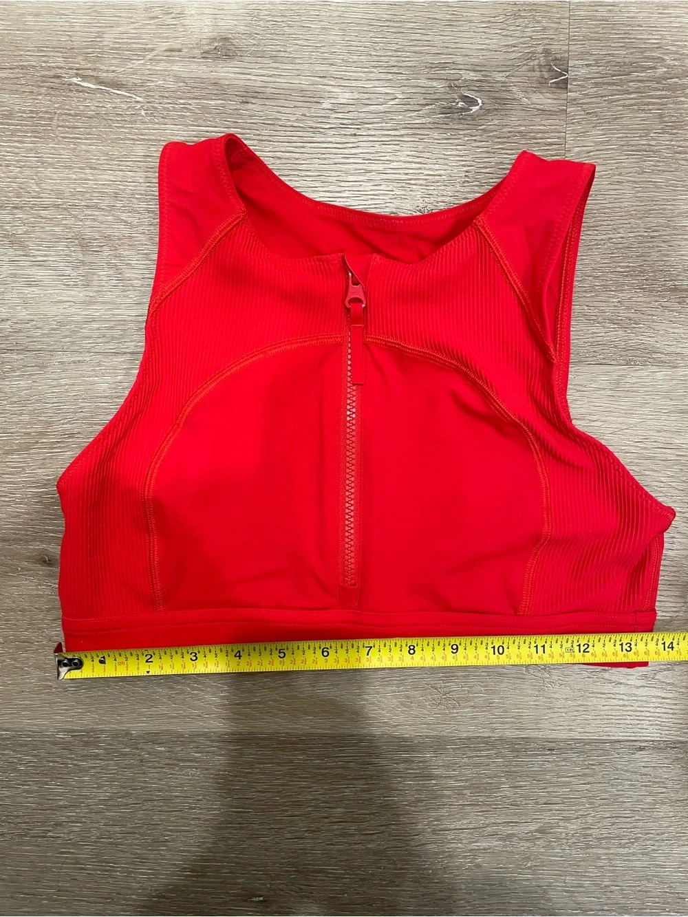 Lululemon Red Zip-Front Ribbed Athletic Sports Bra Back Cut Out Size Small